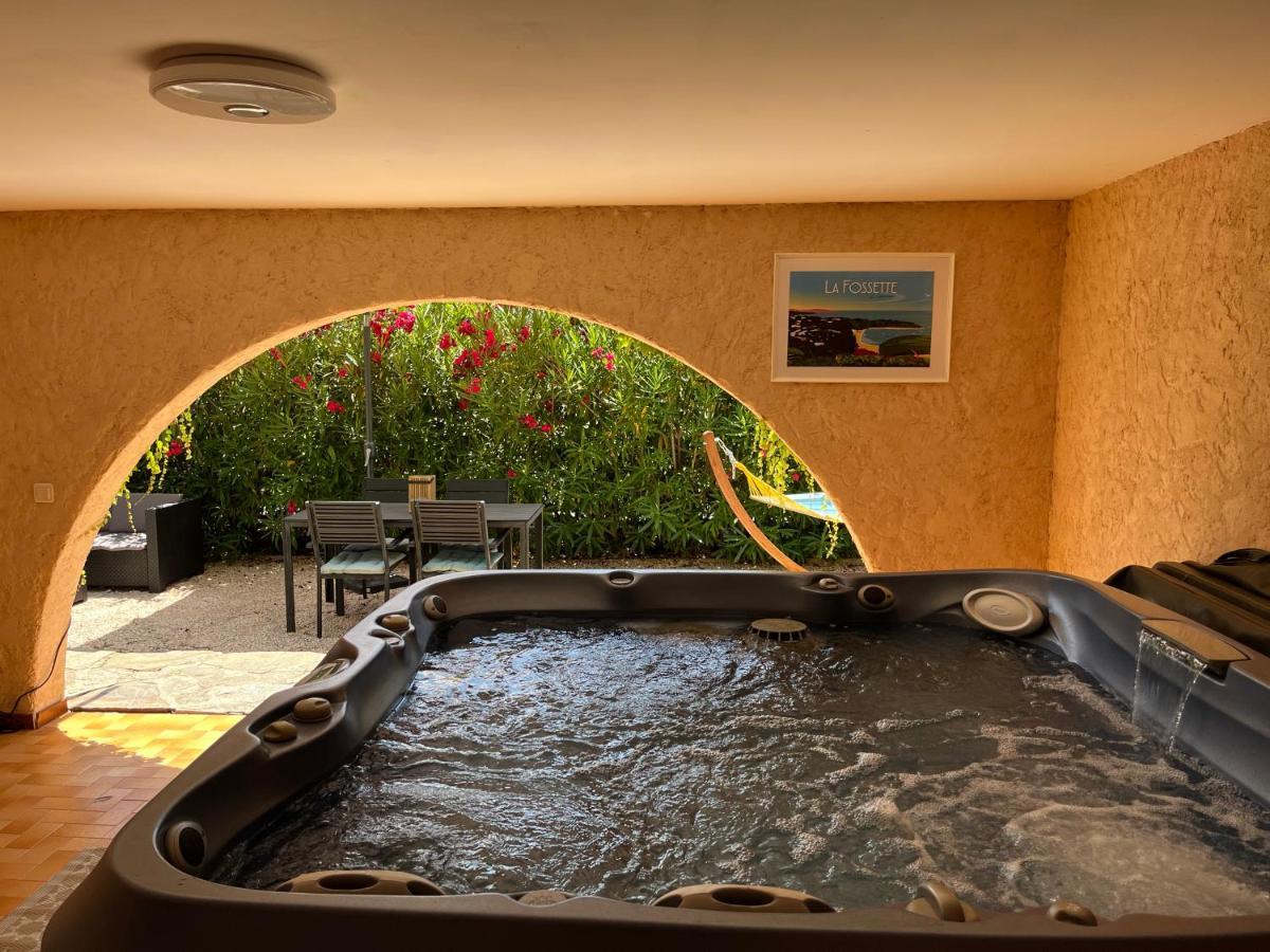 Bas De Villa 70M2 Independant Avec Espace Jacuzzi Prive Le Lavandou Extérieur photo